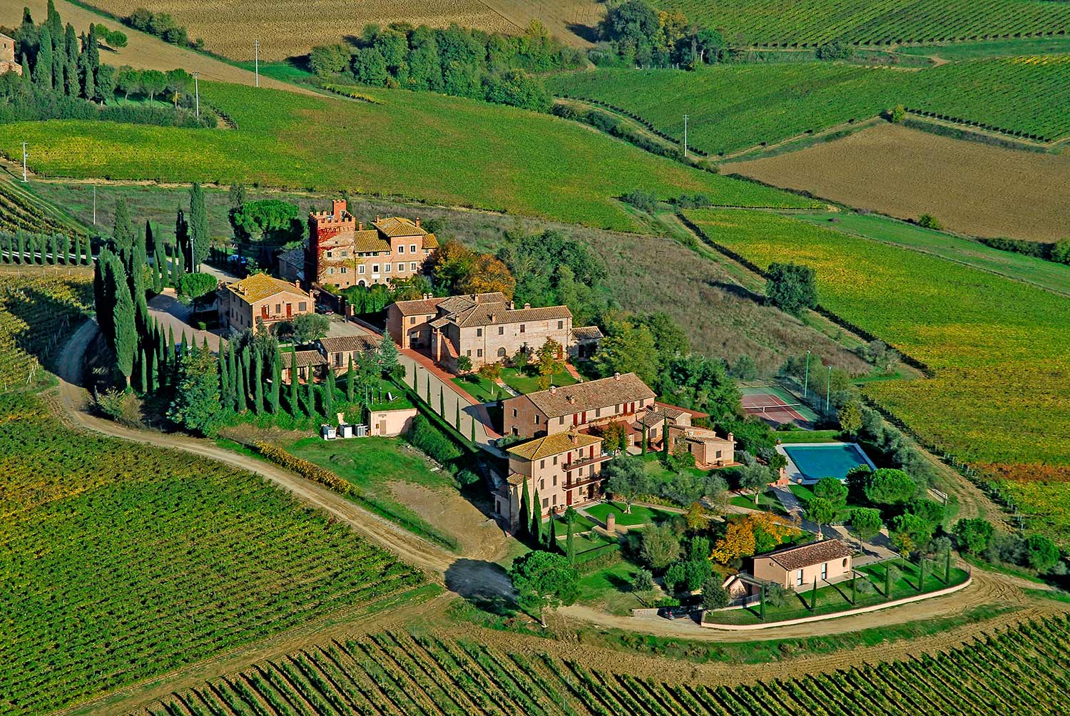 karakteristiek appartement op wijn- of olijfboerderij in Italië met zwembad!