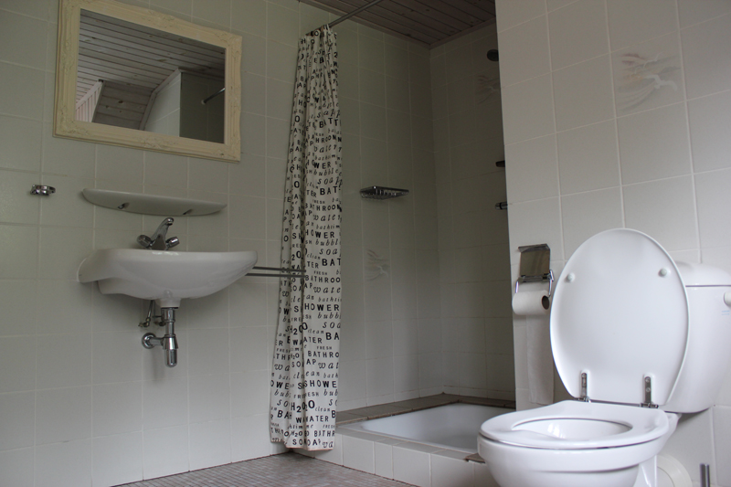 Bathroom NL-NB-0001