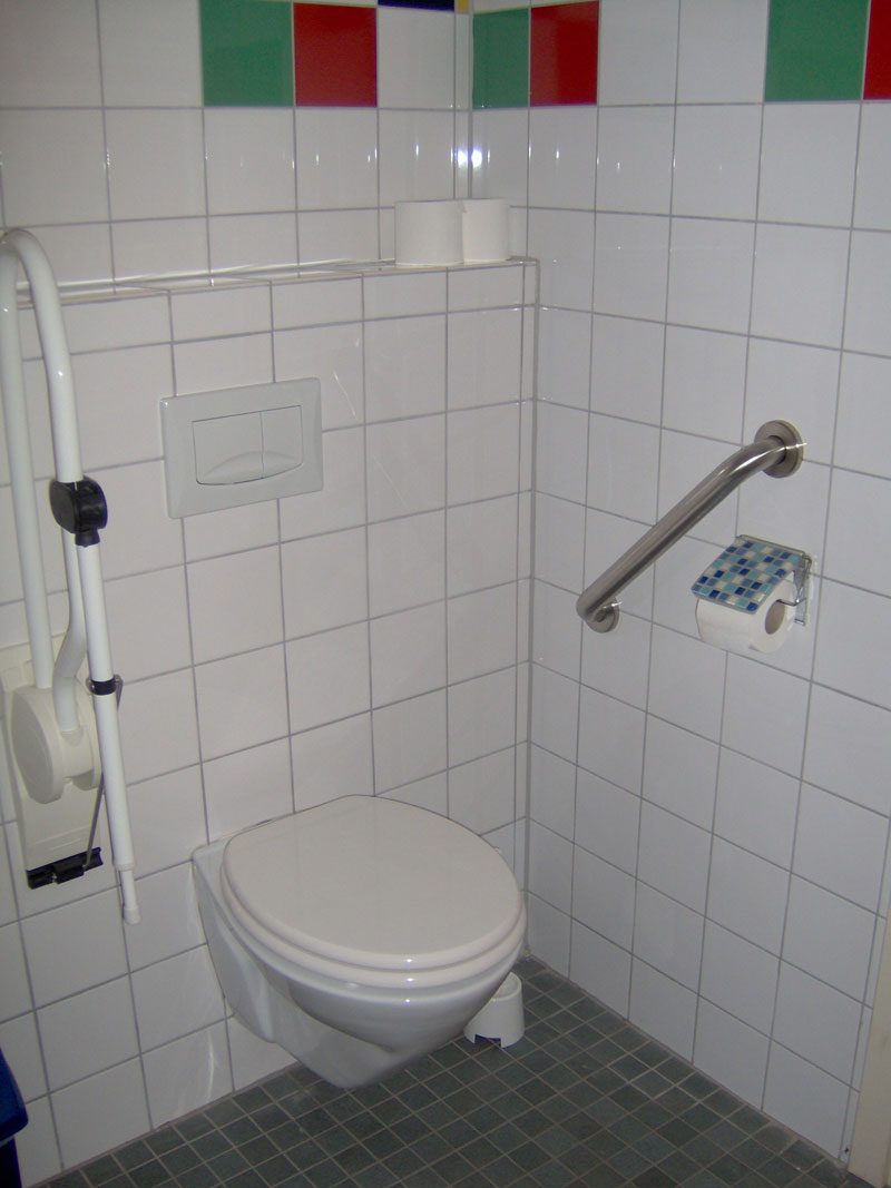 Bathroom B-LI-0131