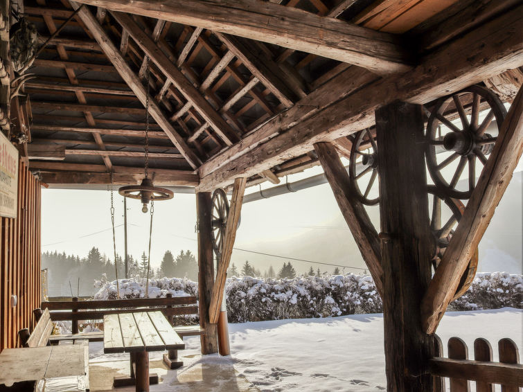 Foto van exterieur van Vakantiehuis Klippitztörlin de winter Foto van exterieur van Vakantiehuis Klippitztörlin de winter