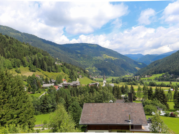 Foto van exterieur van Vakantiehuis Bad Kleinkirchheimin de winter