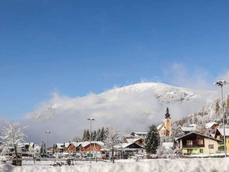 Foto van exterieur van Appartement Bad Kleinkirchheimin de winter