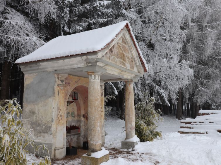 Foto van exterieur van Vakantiehuis Klippitztörlin de winter Foto van exterieur van Vakantiehuis Klippitztörlin de winter