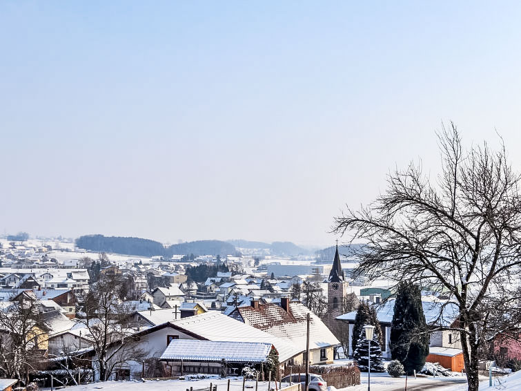 Foto van exterieur van Appartement Pinsdorfin de winter Foto van exterieur van Appartement Pinsdorfin de winter