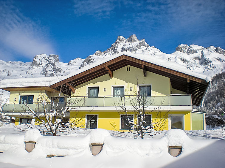 Foto van exterieur van Appartement Werfenwengin de winter