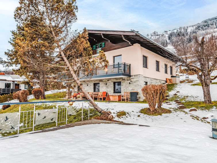 Foto van exterieur van Vakantiehuis Bruckin de winter