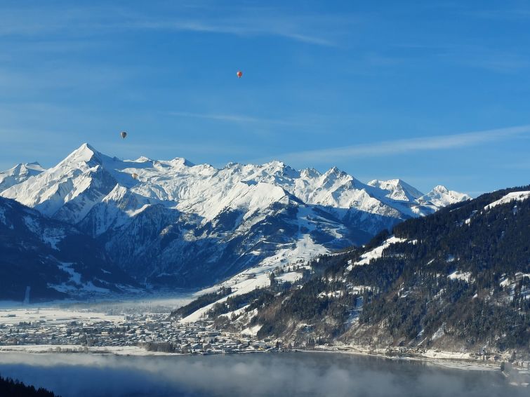 Foto van exterieur van Vakantiehuis Zell am Seein de winter