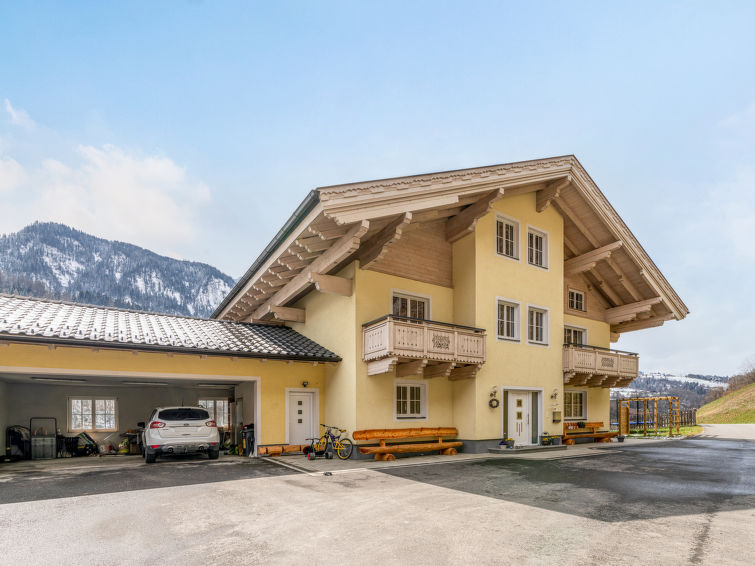 Foto van exterieur van Appartement Goldeggin de winter