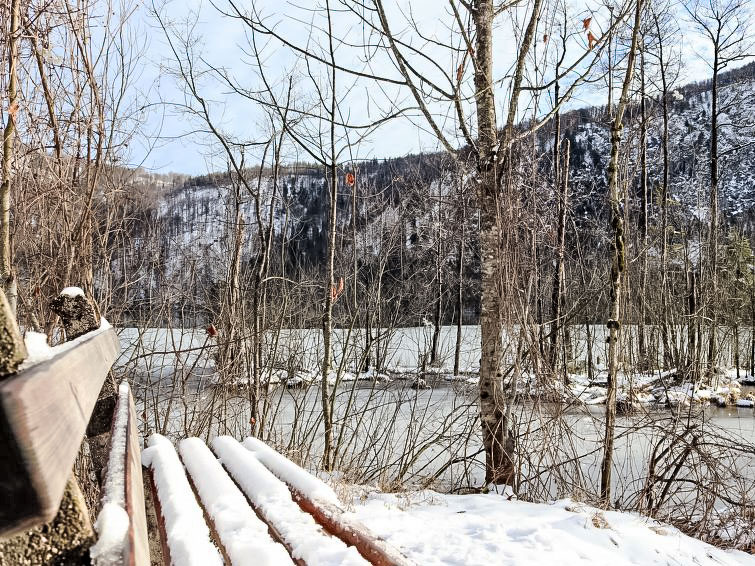 Foto van exterieur van Appartement Grünau im Almtalin de winter Foto van exterieur van Appartement Grünau im Almtalin de winter