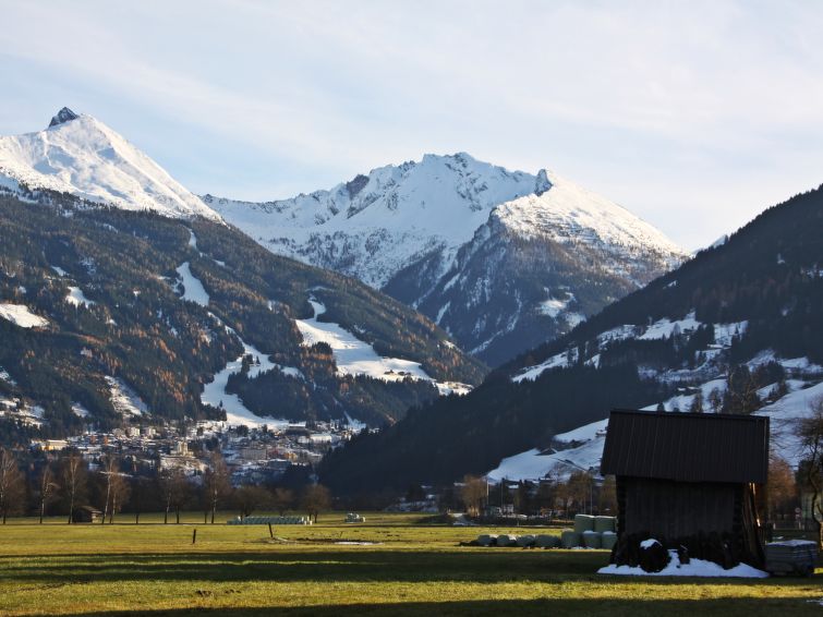 Foto van omgeving van Vakantiehuis Bad Hofgasteinin de winter