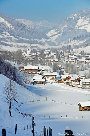 Foto van omgeving van Vakantiehuis Fuschin de winter