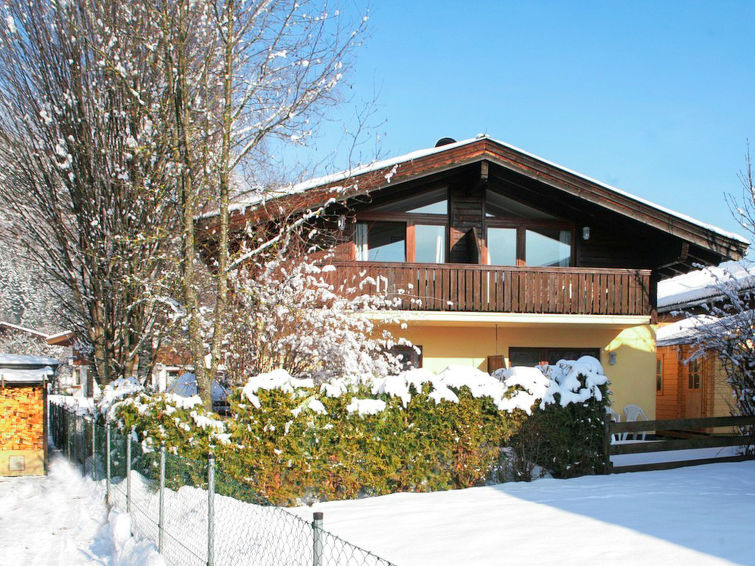 Foto van exterieur van Appartement Zell am Seein de winter