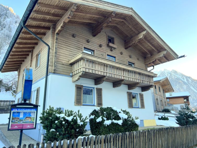 Foto van exterieur van Vakantiehuis Fuschin de winter