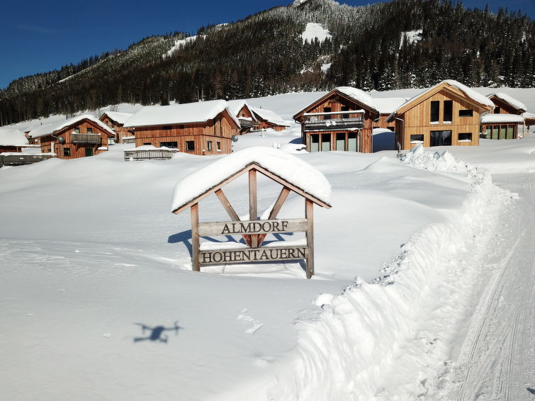 Foto van exterieur van Vakantiehuis Hohentauernin de winter
