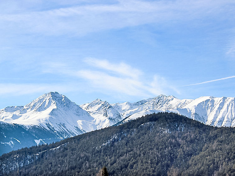 Foto van exterieur van Appartement Reith bei Seefeldin de winter