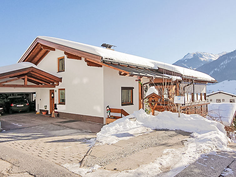 Foto van exterieur van Appartement Oberperfussin de winter