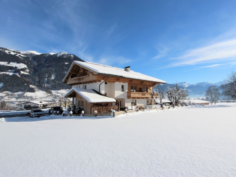 Foto van exterieur van Appartement Fügenin de winter Foto van exterieur van Appartement Fügenin de winter