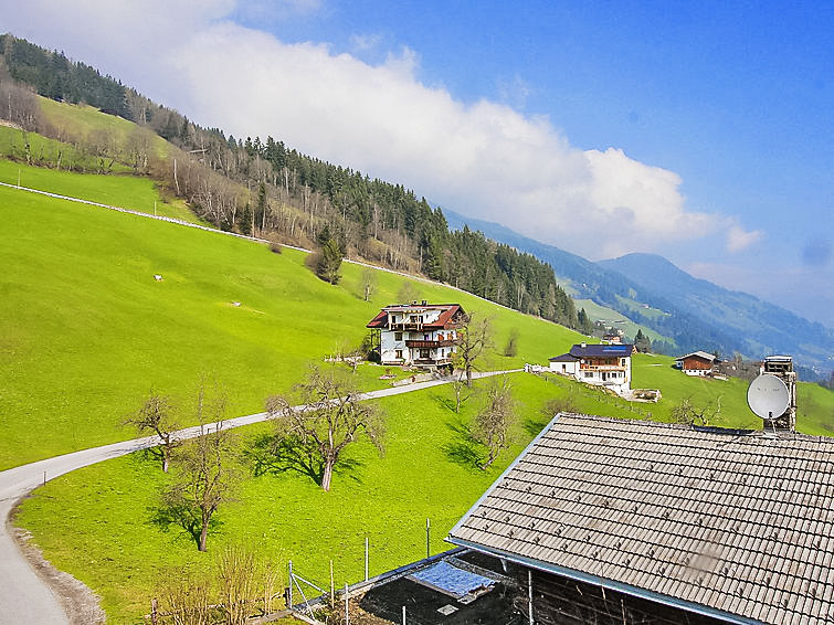 Foto van exterieur van Appartement Fügen Foto van exterieur van Appartement Fügen