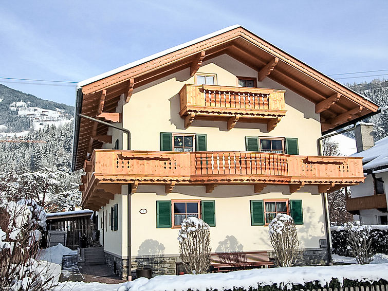 Foto van exterieur van Appartement Kaltenbachin de winter