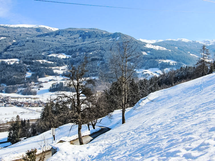 Foto van exterieur van Vakantiehuis Aschau im Zillertalin de winter Foto van exterieur van Vakantiehuis Aschau im Zillertalin de winter