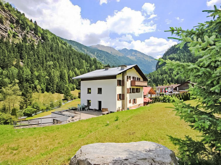 Foto van exterieur van Vakantiehuis Sankt Leonhard im Pitztal