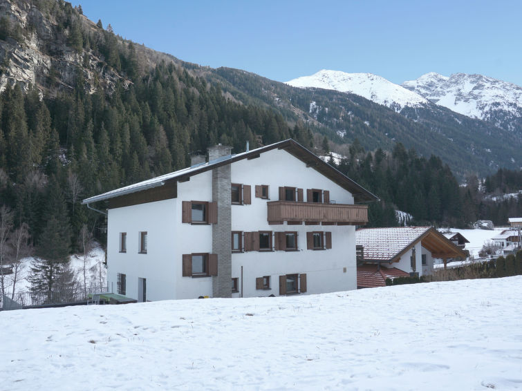 Foto van exterieur van Vakantiehuis Sankt Leonhard im Pitztalin de winter