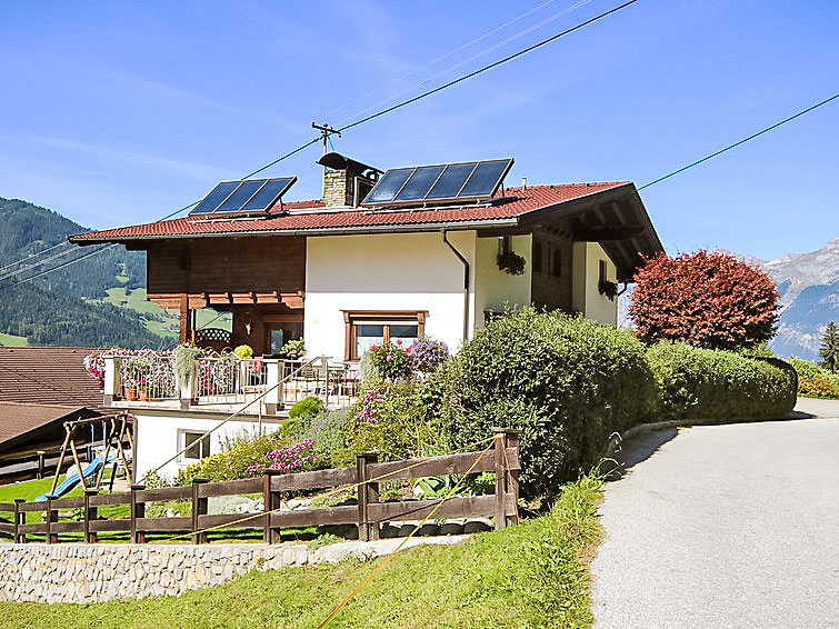 Foto van exterieur van Appartement Fügen Foto van exterieur van Appartement Fügen