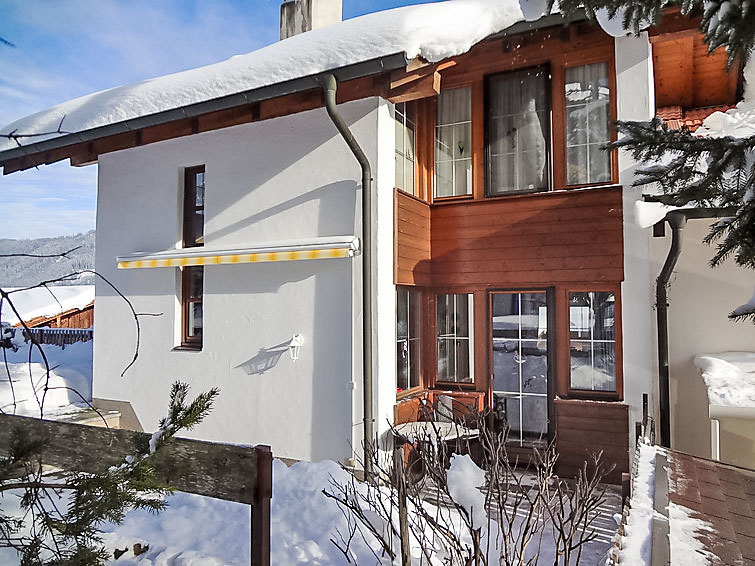 Foto van exterieur van Vakantiehuis Achenkirchin de winter
