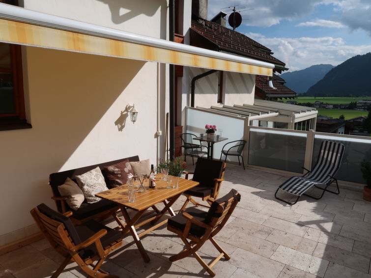 Foto van exterieur van Vakantiehuis Achenkirchin de winter
