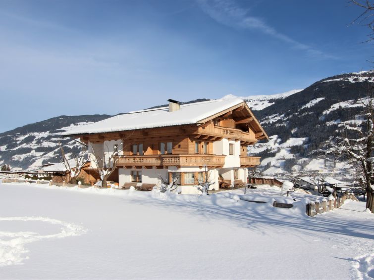 Foto van exterieur van Appartement Fügenin de winter Foto van exterieur van Appartement Fügenin de winter