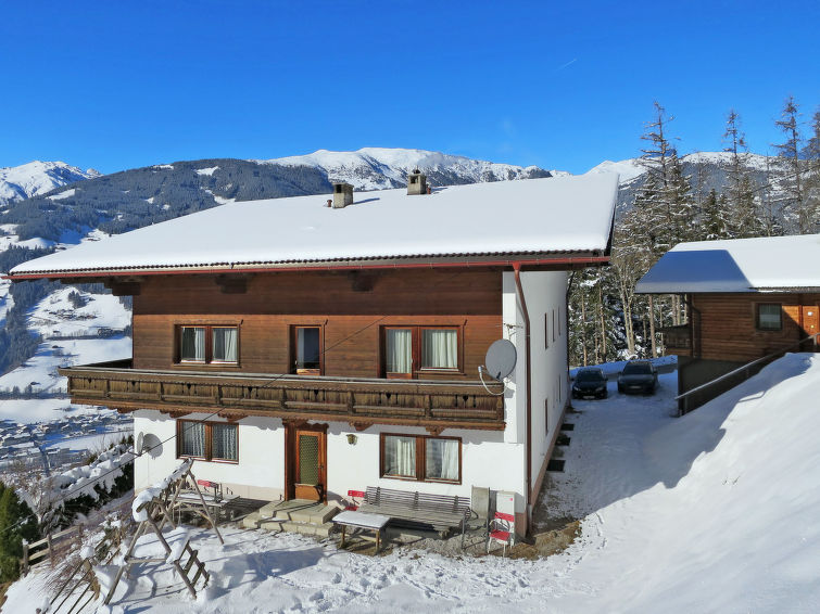 Foto van exterieur van Vakantiehuis Mayrhofenin de winter