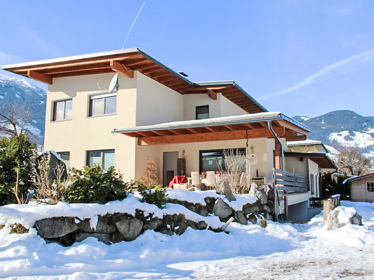 Foto van exterieur van Appartement Fügenin de winter Foto van exterieur van Appartement Fügenin de winter