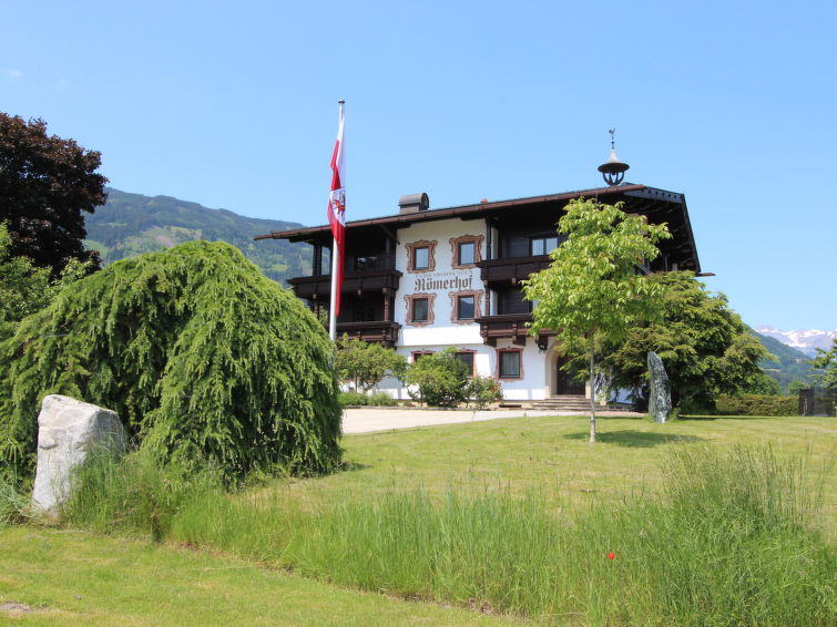 Gezellig Appartement Römerhof in Fügen, Zillertal | Out! Vakantiehuizen