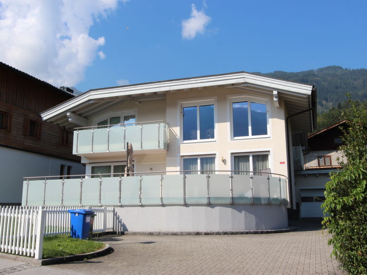 Foto van exterieur van Vakantiehuis Fügen Foto van exterieur van Vakantiehuis Fügen