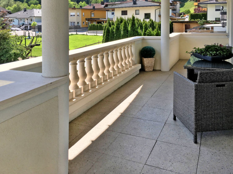 Foto van exterieur van Appartement Fügen Foto van exterieur van Appartement Fügen