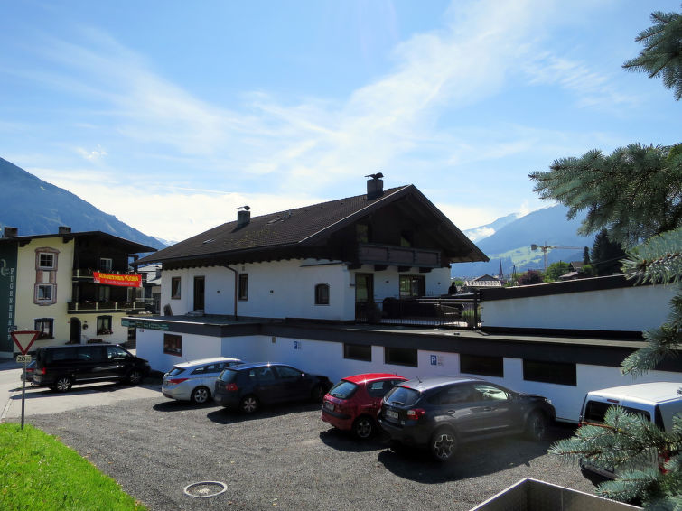 Foto van exterieur van Appartement Fügen Foto van exterieur van Appartement Fügen