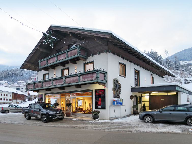 Foto van exterieur van Appartement Fügenin de winter Foto van exterieur van Appartement Fügenin de winter