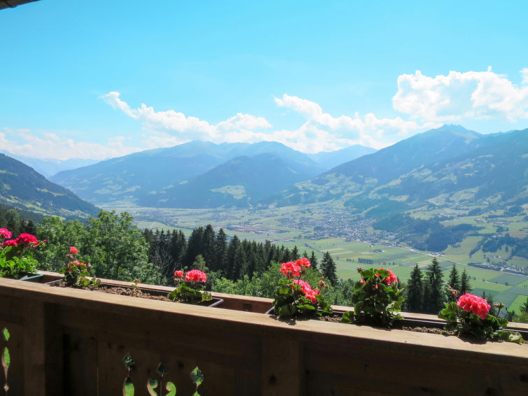 Foto van exterieur van Appartement Fügen Foto van exterieur van Appartement Fügen