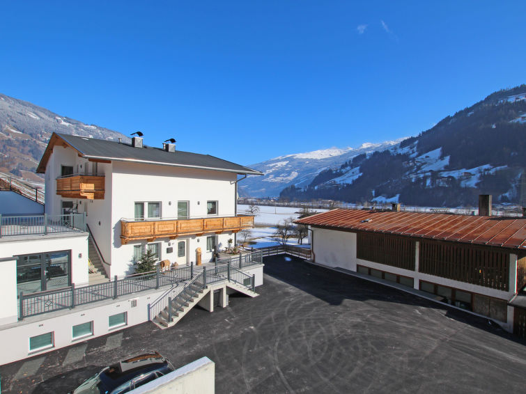 Foto van exterieur van Appartement Mayrhofenin de winter