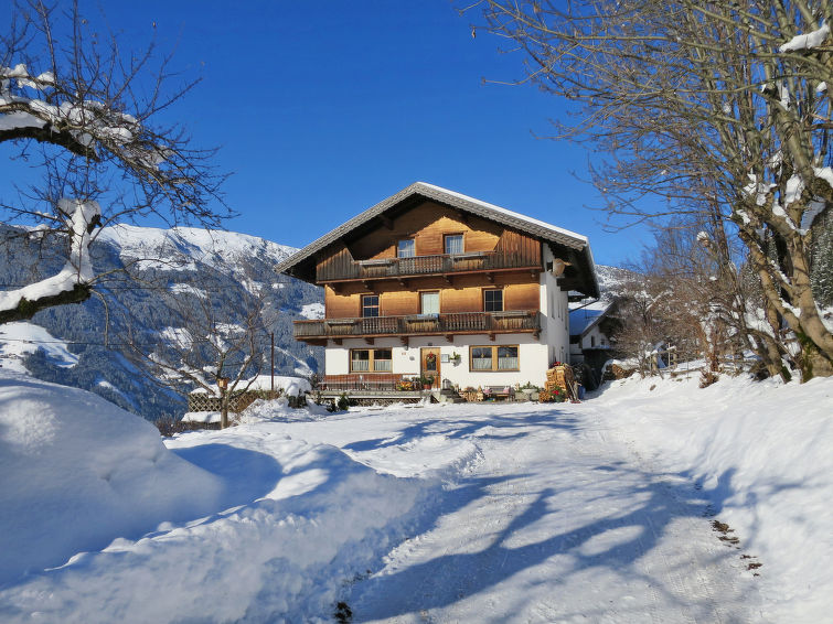 Foto van exterieur van Vakantiehuis Mayrhofenin de winter Foto van exterieur van Vakantiehuis Mayrhofenin de winter