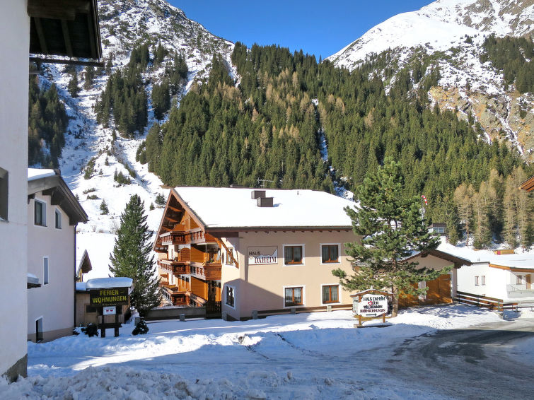 Foto van exterieur van Appartement Sankt Leonhard im Pitztalin de winter