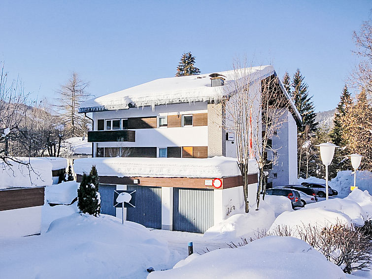 Foto van exterieur van Appartement Seefeld in Tirolin de winter