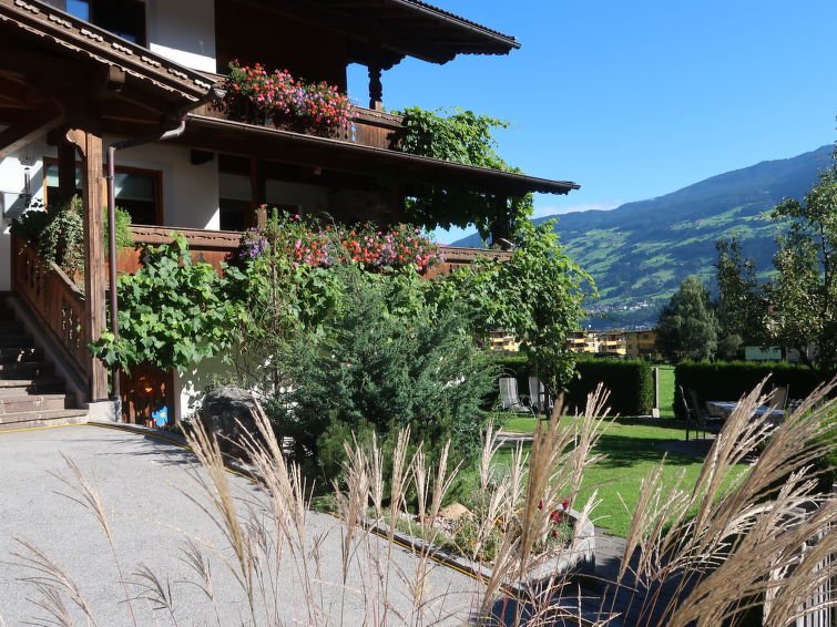 Foto van exterieur van Appartement Fügen Foto van exterieur van Appartement Fügen