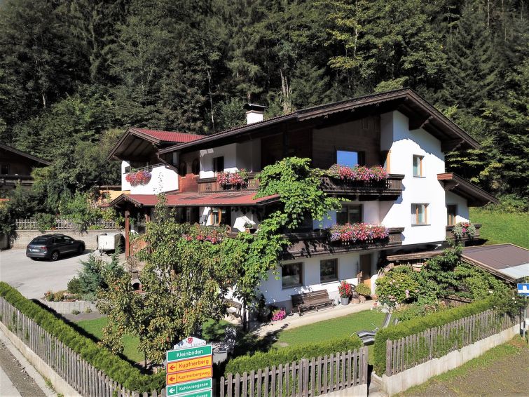 Foto van exterieur van Appartement Fügen Foto van exterieur van Appartement Fügen