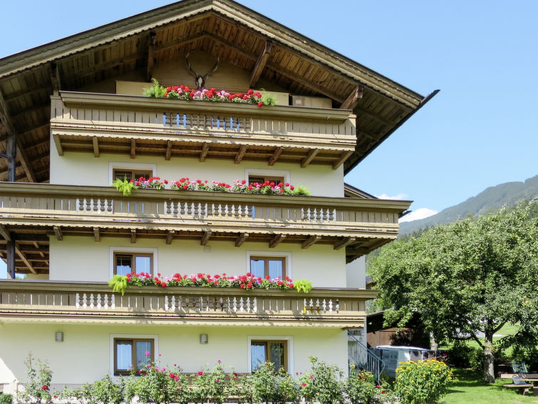 Foto van exterieur van Appartement Fügen Foto van exterieur van Appartement Fügen