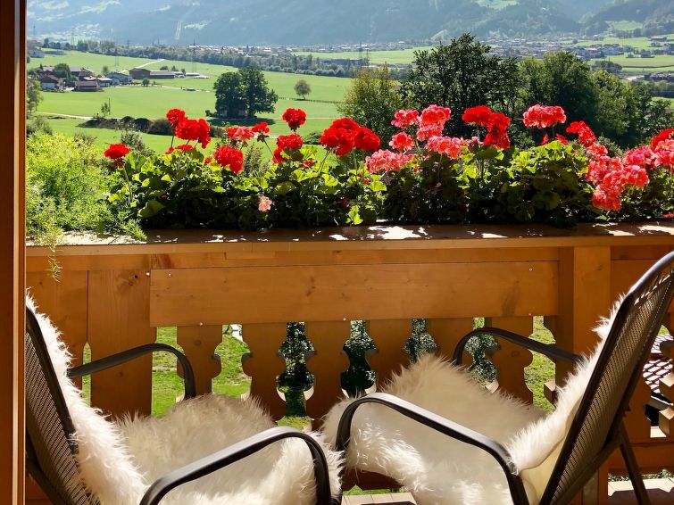 Foto van exterieur van Appartement Fügen Foto van exterieur van Appartement Fügen