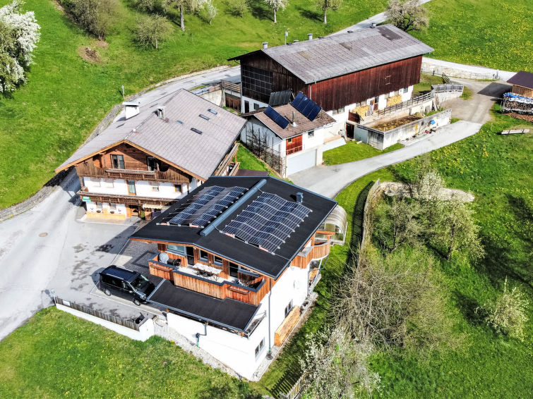 Foto van exterieur van Vakantiehuis Fügen Foto van exterieur van Vakantiehuis Fügen