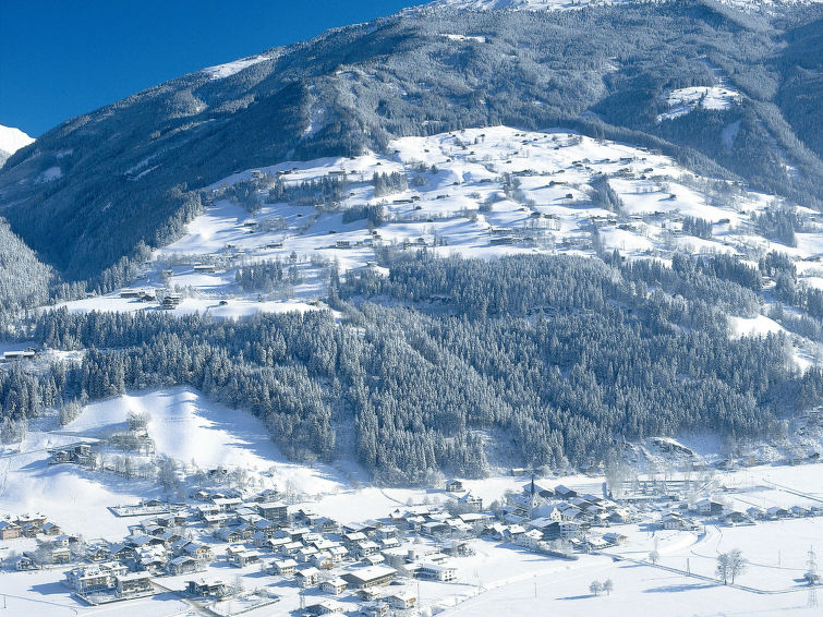 Foto van omgeving van Appartement Stumm im Zillertalin de winter