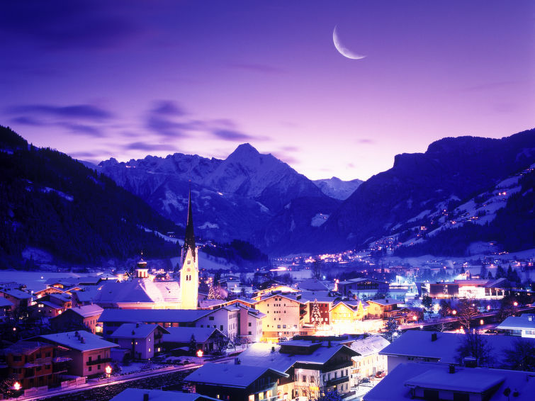 Foto van omgeving van Vakantiehuis Zell am Zillerin de winter