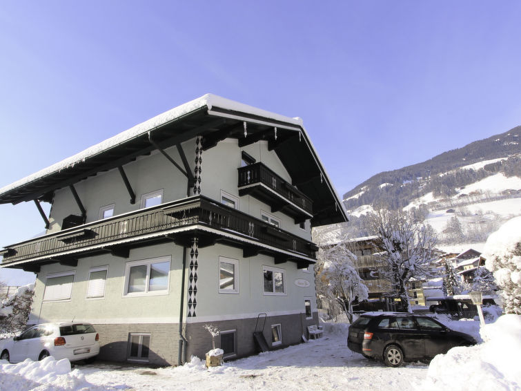 Foto van exterieur van Appartement Hippachin de winter